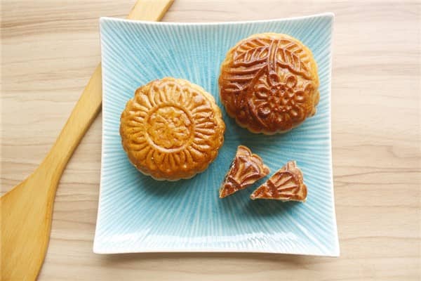 梦见卖月饼会怎么样