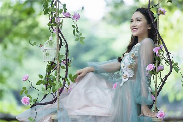 梦到了反复一个人会有什么预兆
