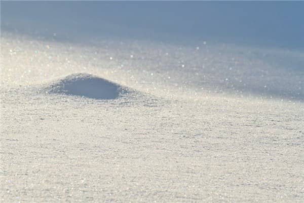 梦到了山上下雪预示什么