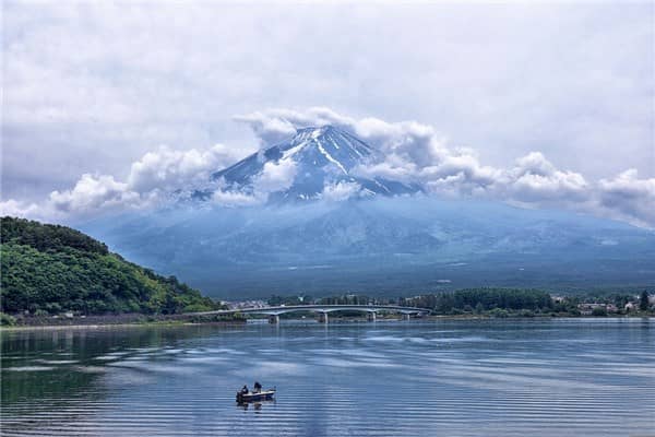 梦到了水景预示什么