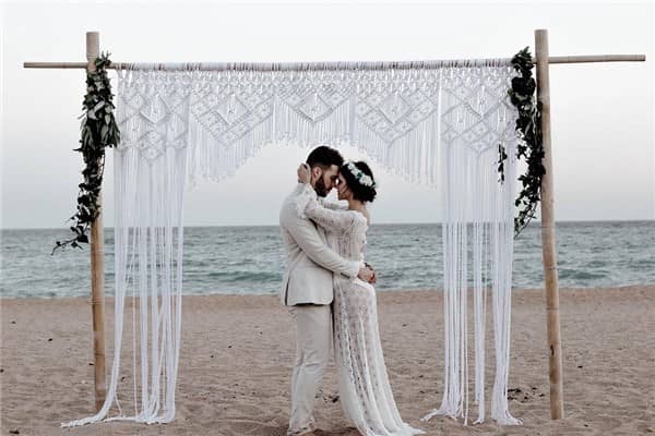 梦到自己和男朋友结婚代表着什么？