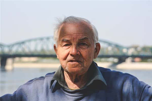 梦到了过世的人复活有什么征兆