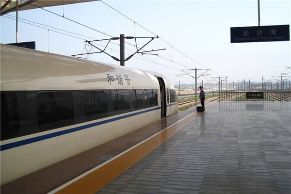 梦见高铁站的预兆