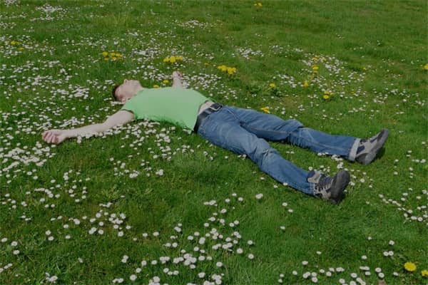 梦见死人睡觉是好事还是坏事