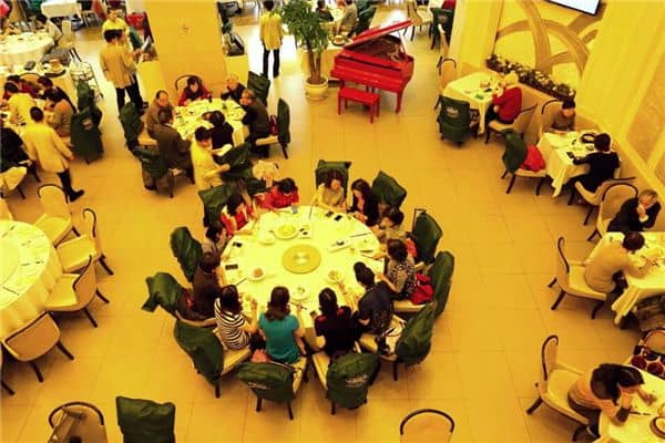 梦见和老同学聚会