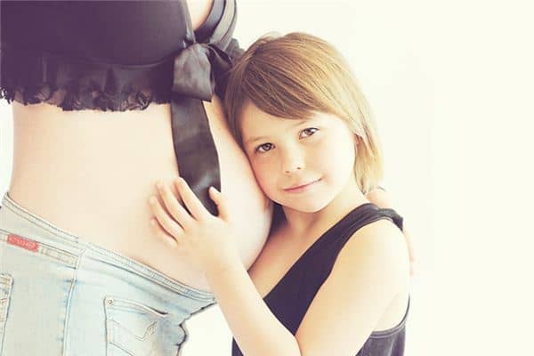 梦见自己怀孕快生了